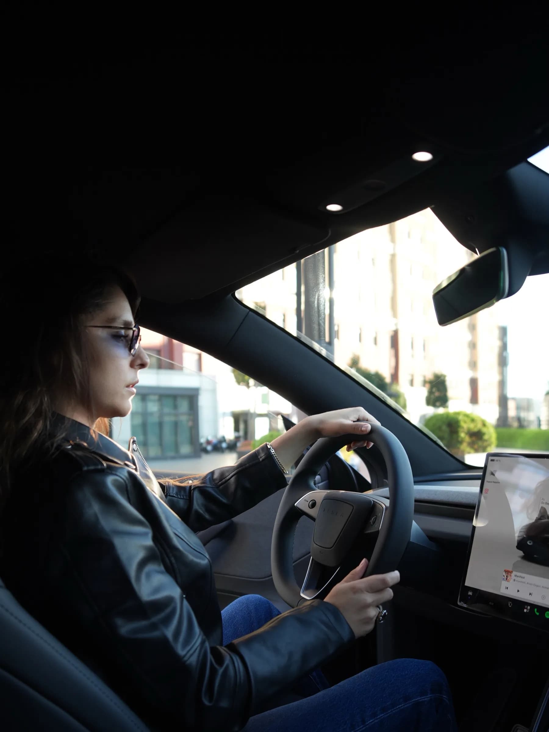 Tesla iş birliğinden bir kare